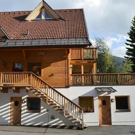 Schlosskopf By Chatel Reizen Inn *